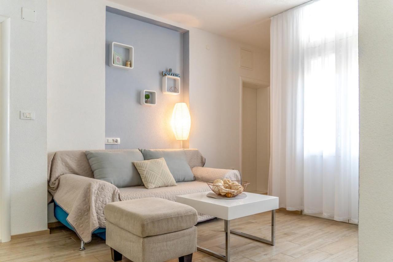 Apartament Arya *