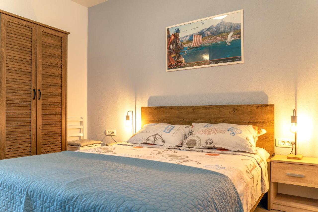 Arya Apartament *